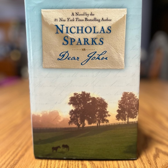 Nicholas Sparks Dear John Hardcover - Picture 1 of 3